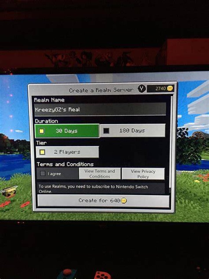 Minecraft Realms: How to Turn On Coordinates